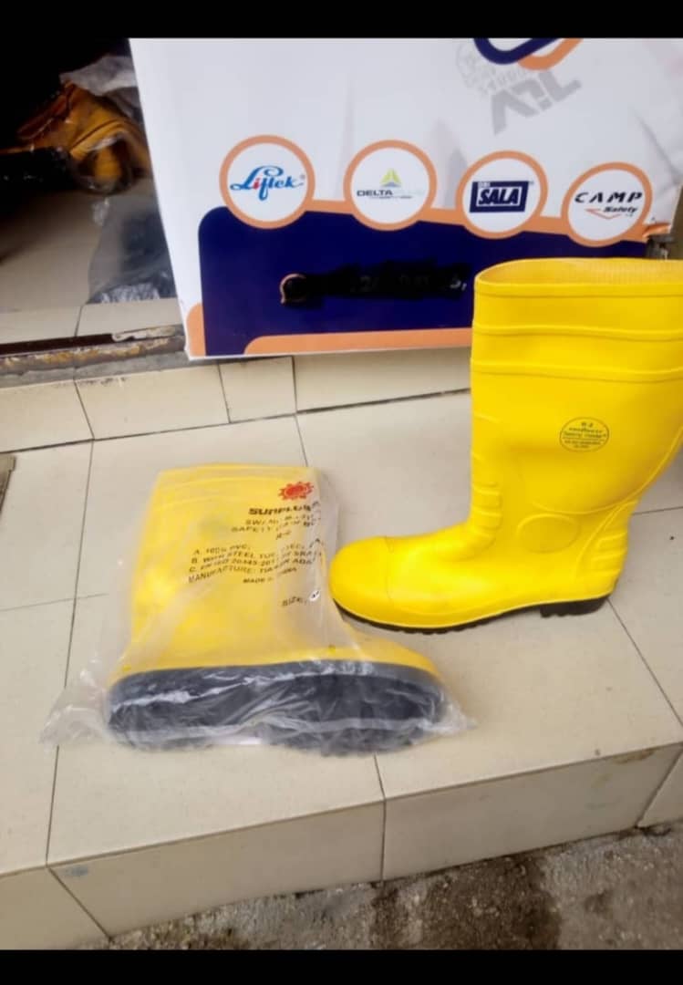 Yellow Wellington Work Boots